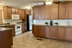 757 N Dapple Dr, Apache Junction, AZ 85119 - Photo 2