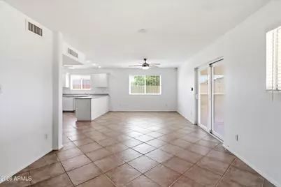 2318 W Dahlia Drive, Phoenix, AZ 85029 - Photo 4