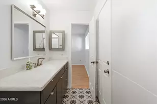2318 W Dahlia Dr, Phoenix, AZ 85029 - Photo 10