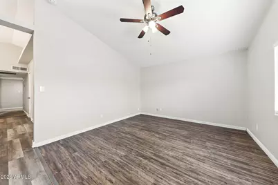6325 W Hearn Road, Glendale, AZ 85306 - Photo 2