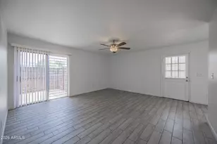 2730 E Belleview St, Phoenix, AZ 85008 - Photo 6