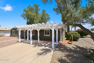 2302 W Berridge Lane, Phoenix, AZ 85015 - Photo 2