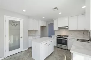5335 W Kerry Ln, Glendale, AZ 85308 - Photo 16