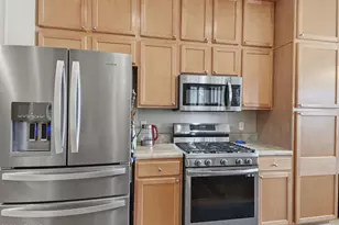212 E Canary Ct, San Tan Valley, AZ 85143 - Photo 2