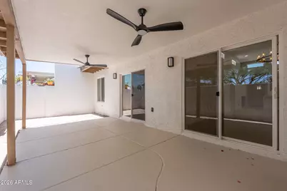 3401 N 37th Street #9, Phoenix, AZ 85018 - Photo 32