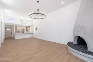 3401 N 37th St, Phoenix, AZ 85018 - Photo 14