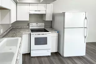 1421 E Fillmore St, Phoenix, AZ 85006 - Photo 2