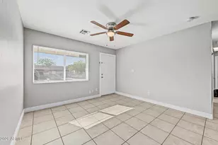 1011 N 61st Dr, Phoenix, AZ 85043 - Photo 4