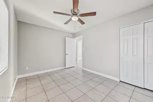 1011 N 61st Dr, Phoenix, AZ 85043 - Photo 20