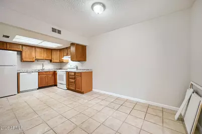 2040 S Longmore -- #67, Mesa, AZ 85202 - Photo 14
