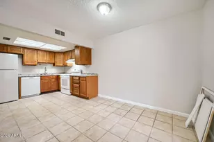 2040 S Longmore, Mesa, AZ 85202 - Photo 14