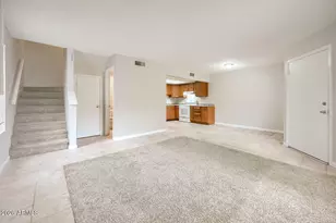 2040 S Longmore, Mesa, AZ 85202 - Photo 10