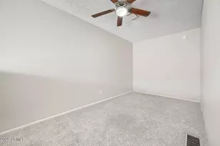 2040 S Longmore, Mesa, AZ 85202 - Photo 18