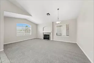 627 E Shannon St, Chandler, AZ 85225 - Photo 2