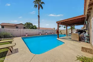 2755 E Dry Creek Rd, Phoenix, AZ 85048 - Photo 30