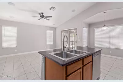 11386 W Lincoln Street, Avondale, AZ 85323 - Photo 16