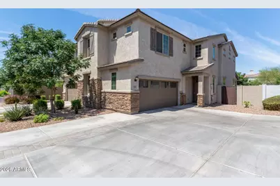 905 S Canal Drive #30, Chandler, AZ 85225 - Photo 2