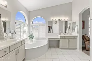 5548 E Campo Bello Dr, Scottsdale, AZ 85254 - Photo 24