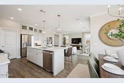 107 E Windsor Drive, Gilbert, AZ 85296 - Photo 8