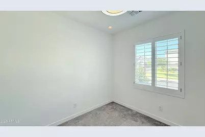 1419 E Town and Country Lane, Phoenix, AZ 85014 - Photo 10