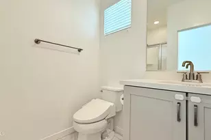 1419 E Town and Country Ln, Phoenix, AZ 85014 - Photo 12