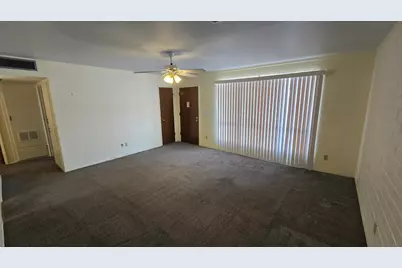 10806 N 110th Drive, Sun City, AZ 85351 - Photo 2