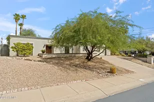 14201 N 11th Way, Phoenix, AZ 85022 - Photo 1