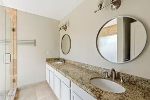 14201 N 11th Way, Phoenix, AZ 85022 - Photo 18
