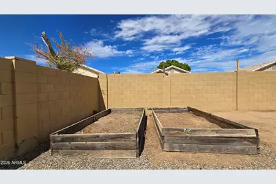 10454 W Pasadena Avenue, Glendale, AZ 85307 - Photo 24
