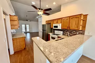 9490 W Wenden Dr, Arizona City, AZ 85123 - Photo 6