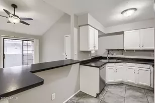 533 W Guadalupe Rd, Mesa, AZ 85210 - Photo 16