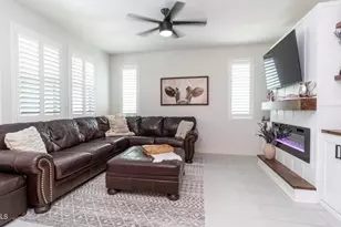 13159 W Lariat Ln, Peoria, AZ 85383 - Photo 14