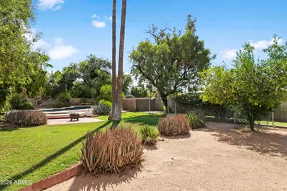 6031 E Ludlow Drive, Scottsdale, AZ 85254 - Photo 6
