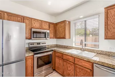 13627 N Hamilton Drive #104, Fountain Hills, AZ 85268 - Photo 2