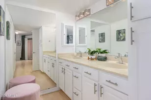 12222 N Paradise Vlg Pkwy S, Phoenix, AZ 85032 - Photo 14