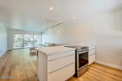 3737 E Turney Avenue #208, Phoenix, AZ 85018 - Photo 6