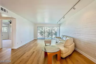 3737 E Turney Avenue #208, Phoenix, AZ 85018 - Photo 14