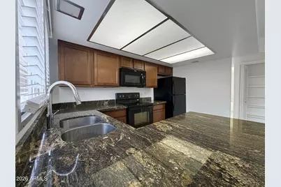 6729 N 44th Avenue, Glendale, AZ 85301 - Photo 10