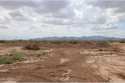 25749 W Oberlin Way, Wittmann, AZ 85361 - Photo 4