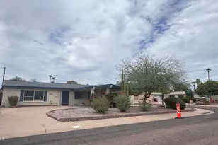 8326 E Sage Dr, Scottsdale, AZ 85250 - Photo 2