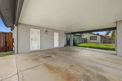 7751 W Mackenzie Drive, Phoenix, AZ 85033 - Photo 6