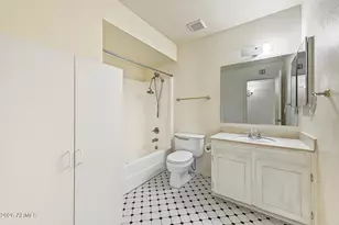 7751 W MacKenzie Dr, Phoenix, AZ 85033 - Photo 30