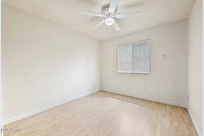 7751 W Mackenzie Drive, Phoenix, AZ 85033 - Photo 28