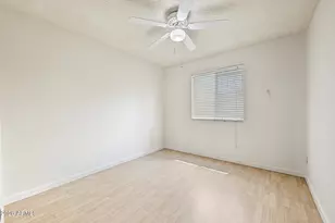 7751 W MacKenzie Dr, Phoenix, AZ 85033 - Photo 28
