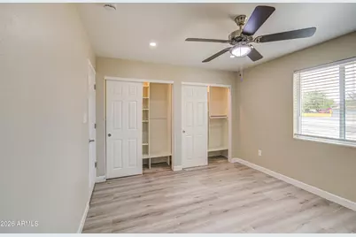 3245 N 43rd Avenue, Phoenix, AZ 85031 - Photo 20