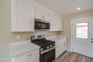 3245 N 43rd Ave, Phoenix, AZ 85031 - Photo 14