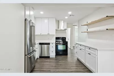 1542 E Turquoise Avenue #Apt 1, Phoenix, AZ 85020 - Photo 6