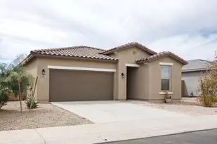 287 E Tahiti Dr, Casa Grande, AZ 85122 - Photo 2