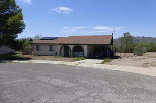 513 S Mountain View Dr, Kearny, AZ 85137 - Photo 1