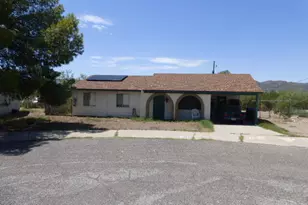 513 S Mountain View Dr, Kearny, AZ 85137 - Photo 2